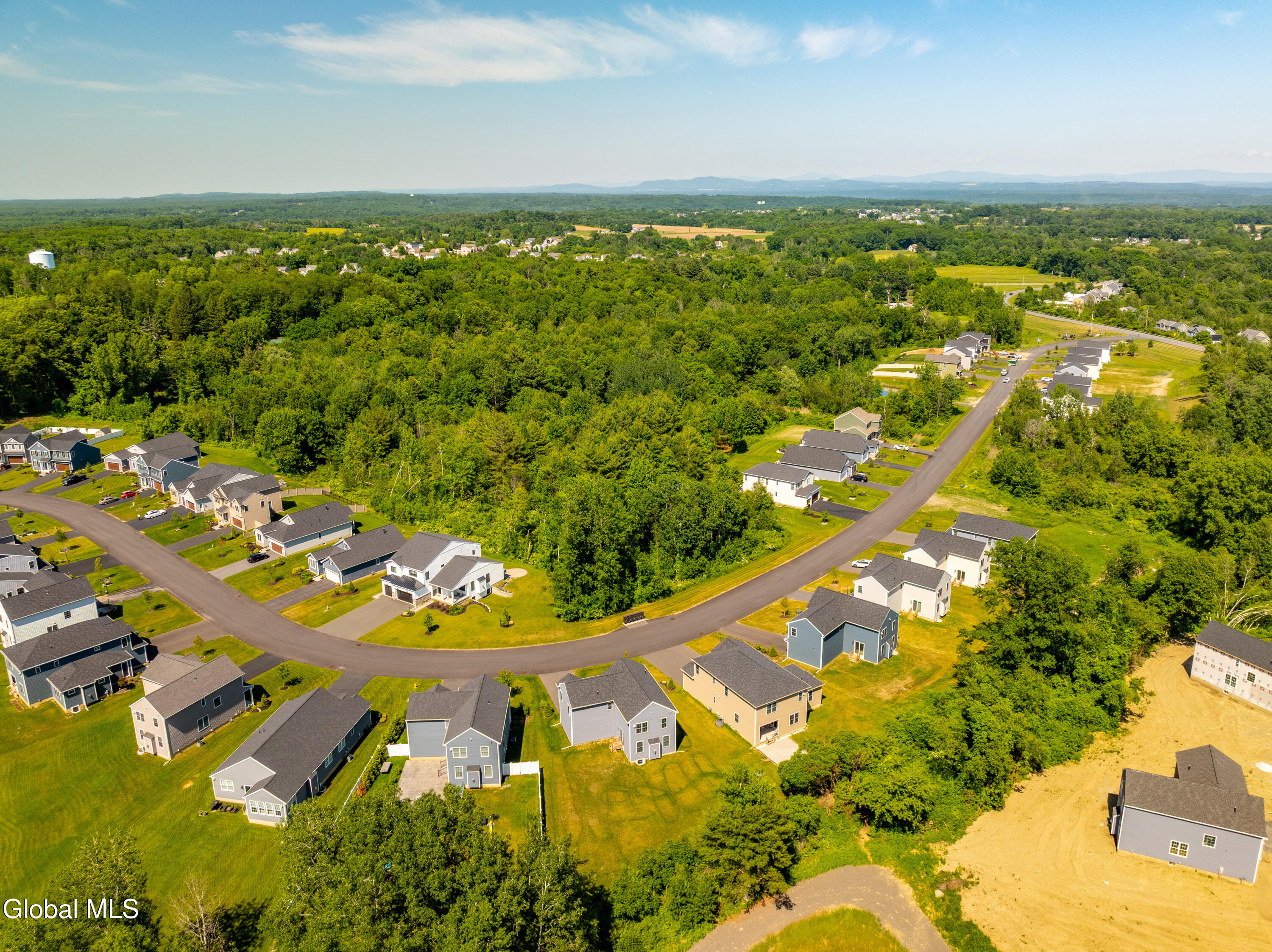 27 Wheatfield Way Clifton Park NY 12118