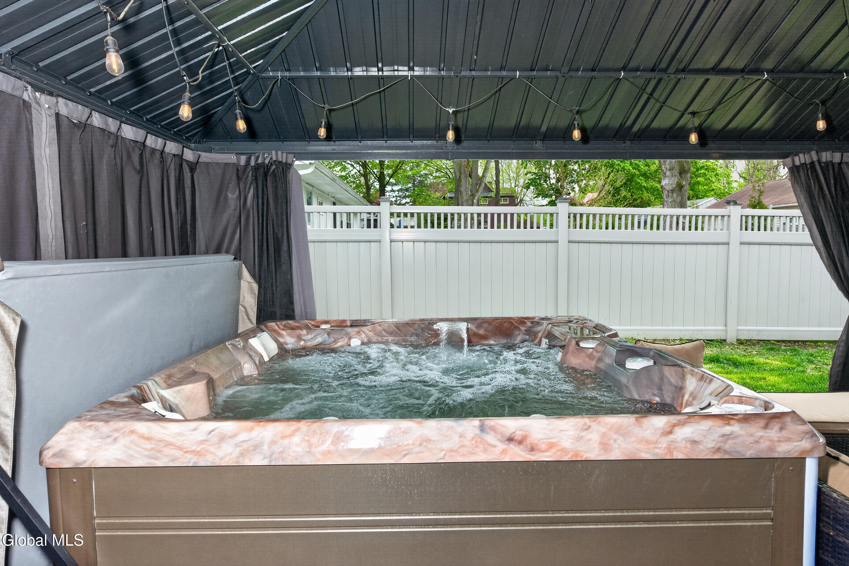 190 Ballston Avenue Saratoga Springs NY 12866