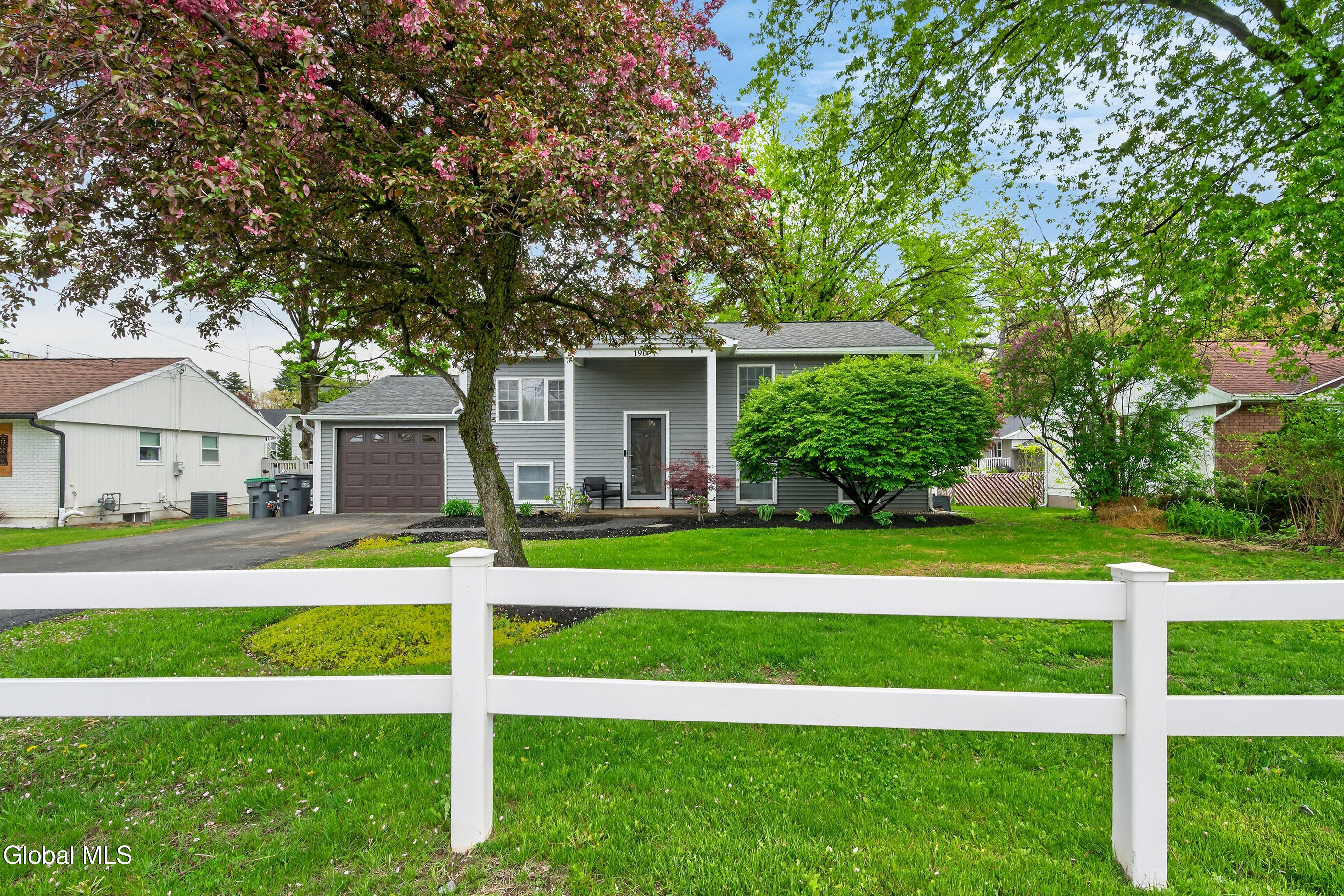 190 Ballston Avenue Saratoga Springs NY 12866