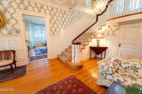 109 1st Avenue Gloversville NY 12078