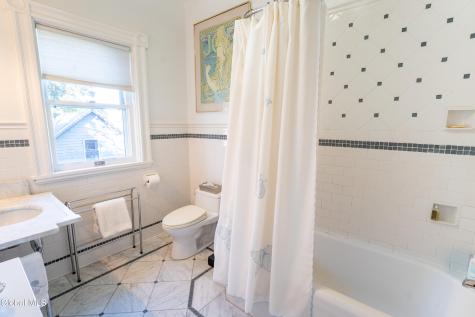 109 1st Avenue Gloversville NY 12078