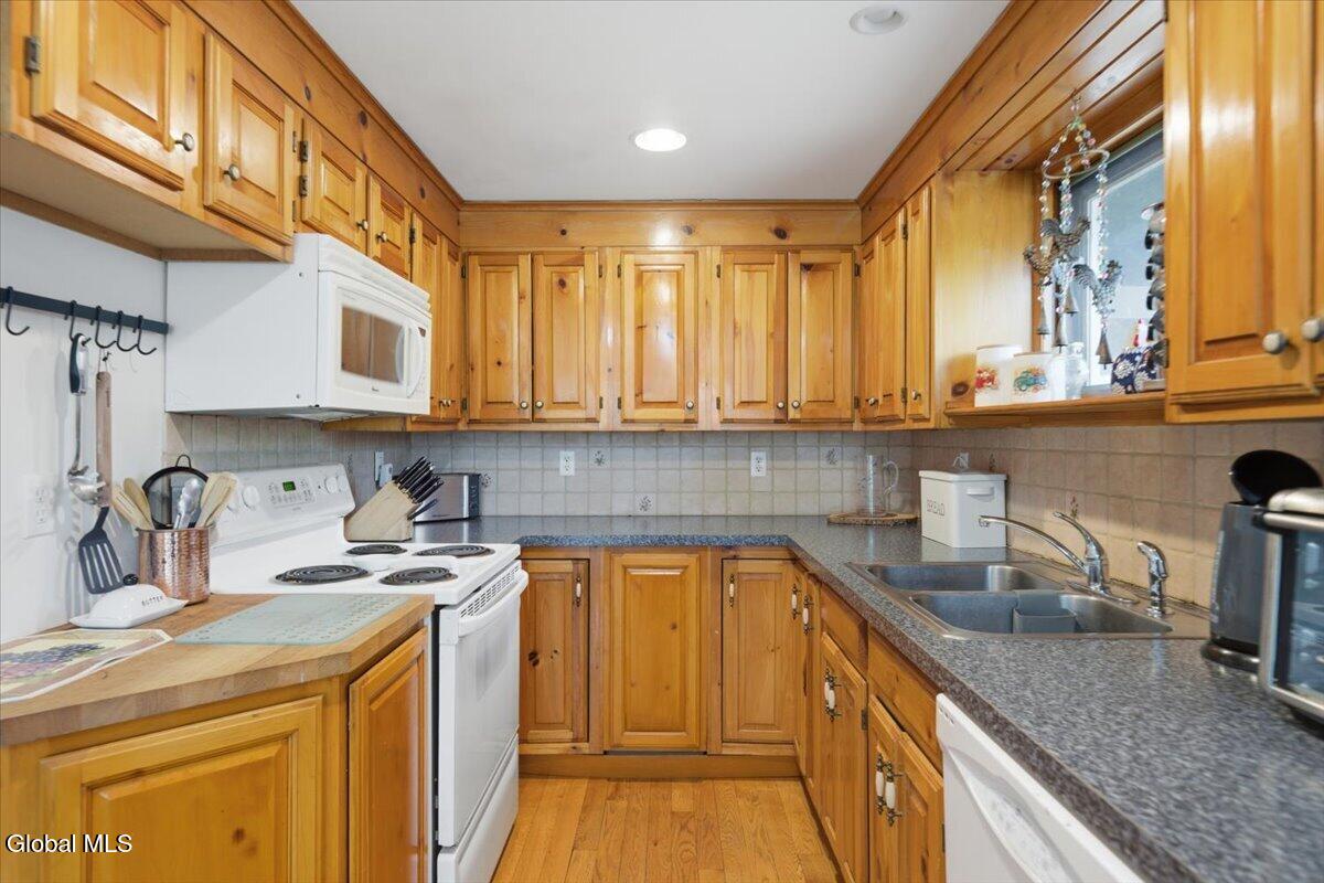34 Park Road Johnsburg NY 12843