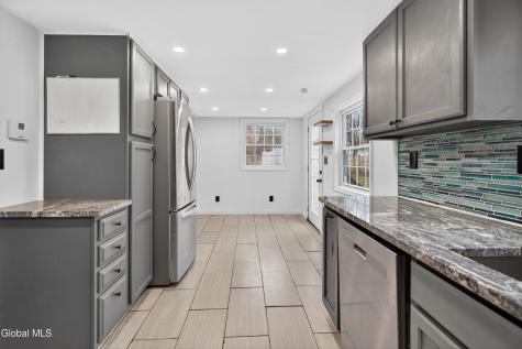 27 Eastside Drive Ballston Lake NY 12019