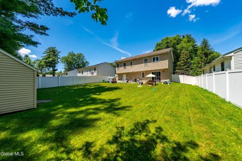 14 Booth Street Colonie NY 12205