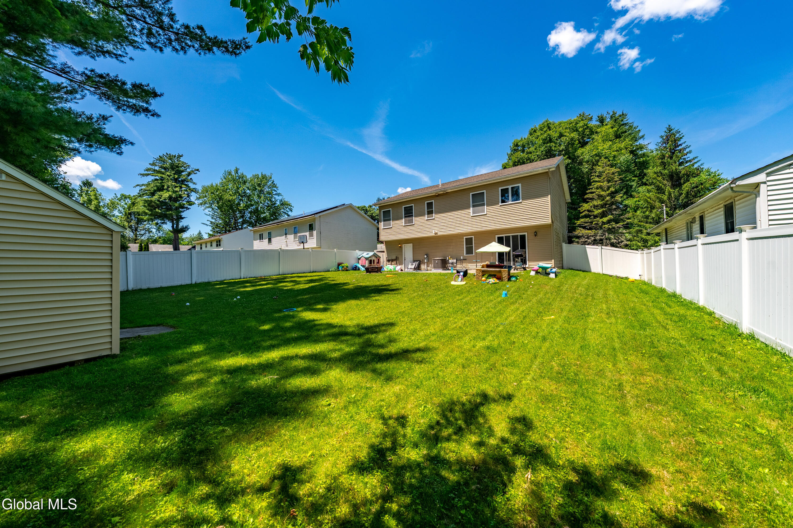 14 Booth Street Colonie NY 12205