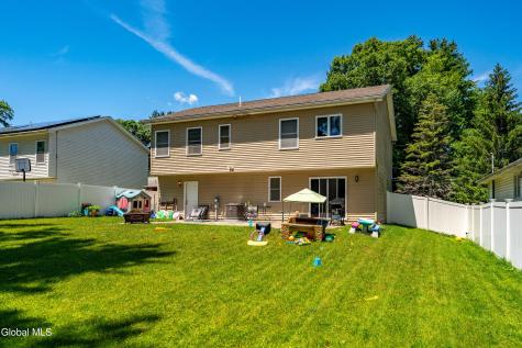 14 Booth Street Colonie NY 12205
