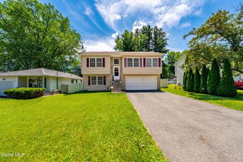 14 Booth Street Colonie NY 12205