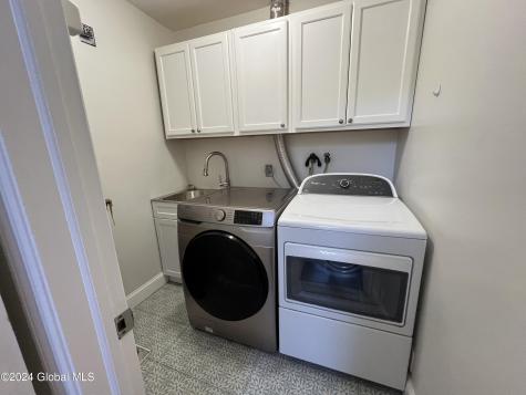 30 Penny Royal Road Malta NY 12020