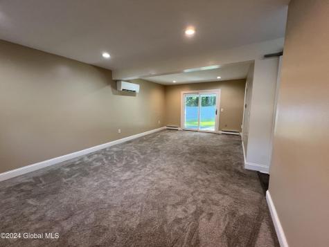 30 Penny Royal Road Malta NY 12020