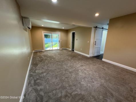 30 Penny Royal Road Malta NY 12020