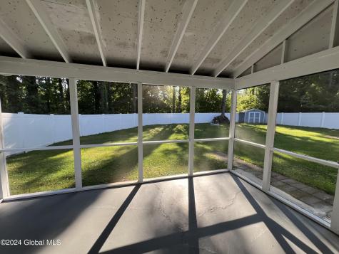 30 Penny Royal Road Malta NY 12020