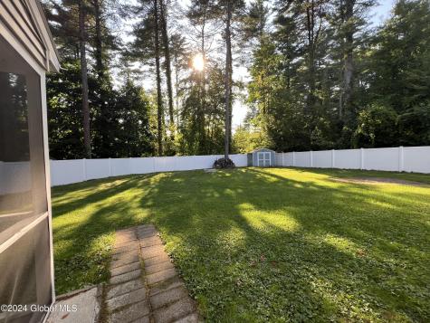 30 Penny Royal Road Malta NY 12020