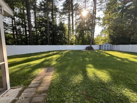 30 Penny Royal Road Malta NY 12020