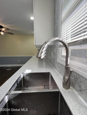 30 Penny Royal Road Malta NY 12020