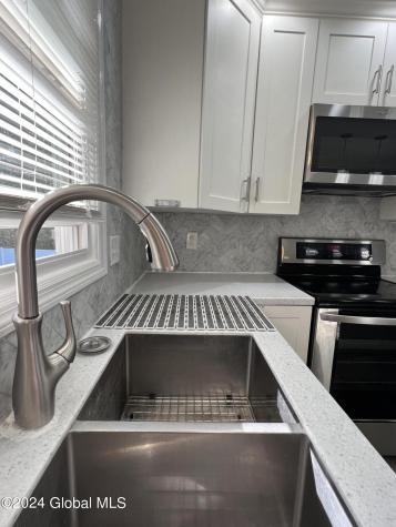 30 Penny Royal Road Malta NY 12020