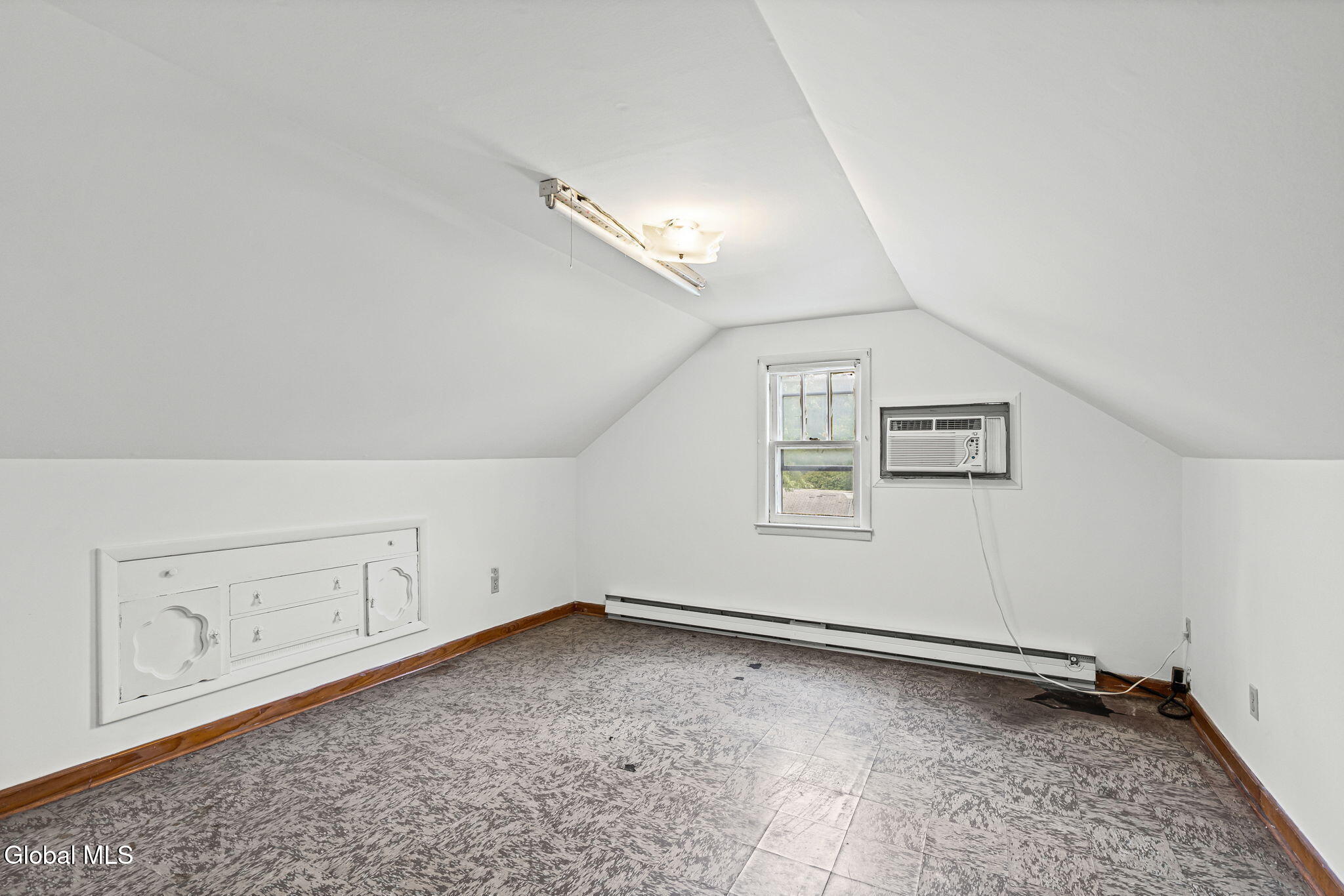 18 Weymouth Street Albany NY 12205