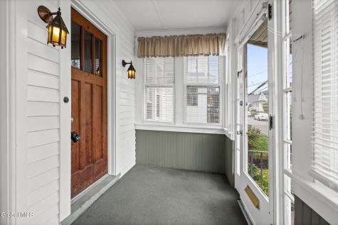 18 Weymouth Street Albany NY 12205