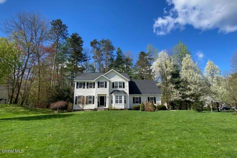59 Glenburnie Drive Gansevoort NY 12831