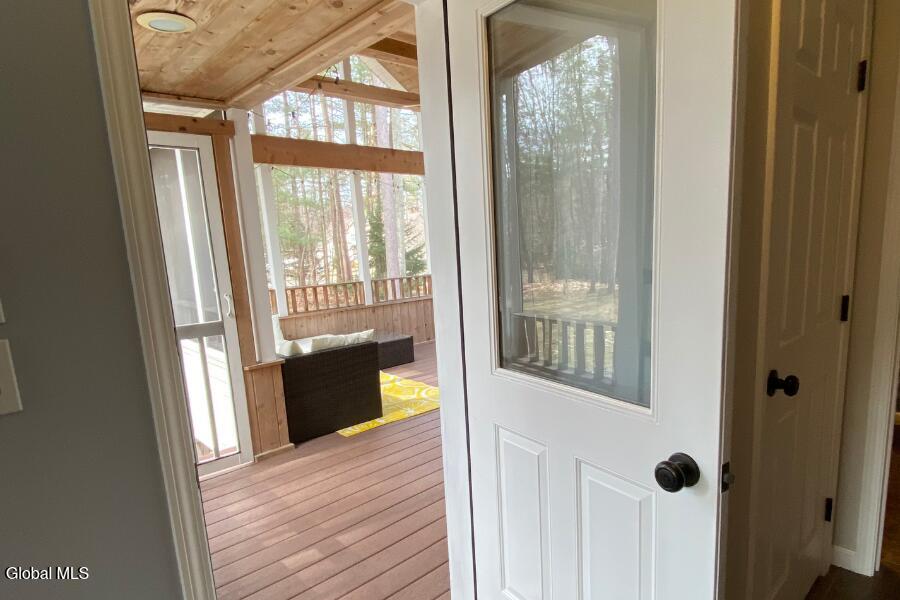 59 Glenburnie Drive Gansevoort NY 12831