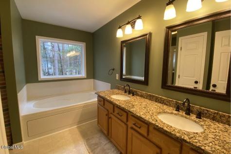 59 Glenburnie Drive Gansevoort NY 12831