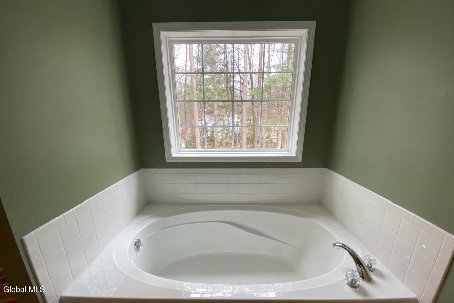 59 Glenburnie Drive Gansevoort NY 12831