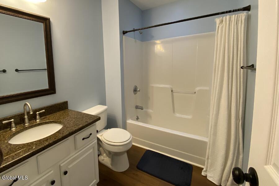 59 Glenburnie Drive Gansevoort NY 12831