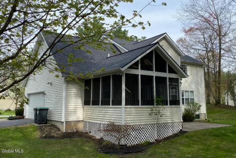 59 Glenburnie Drive Gansevoort NY 12831