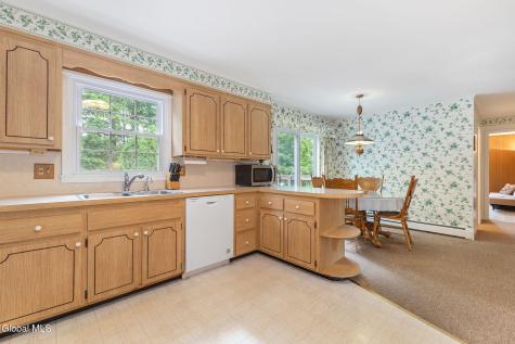 18 Sherwood Drive Queensbury NY 12804