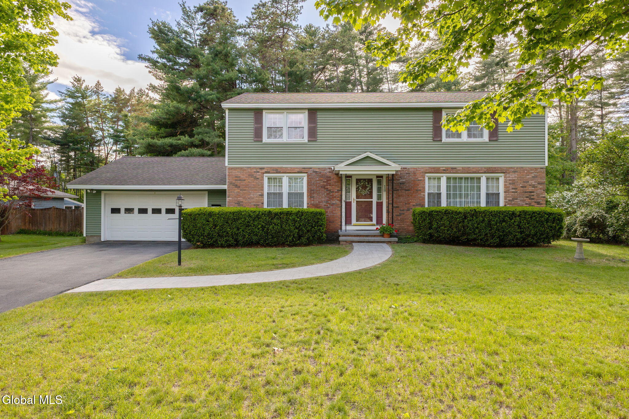 18 Sherwood Drive Queensbury NY 12804