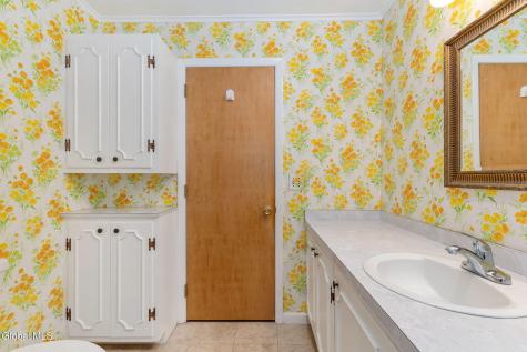 18 Sherwood Drive Queensbury NY 12804