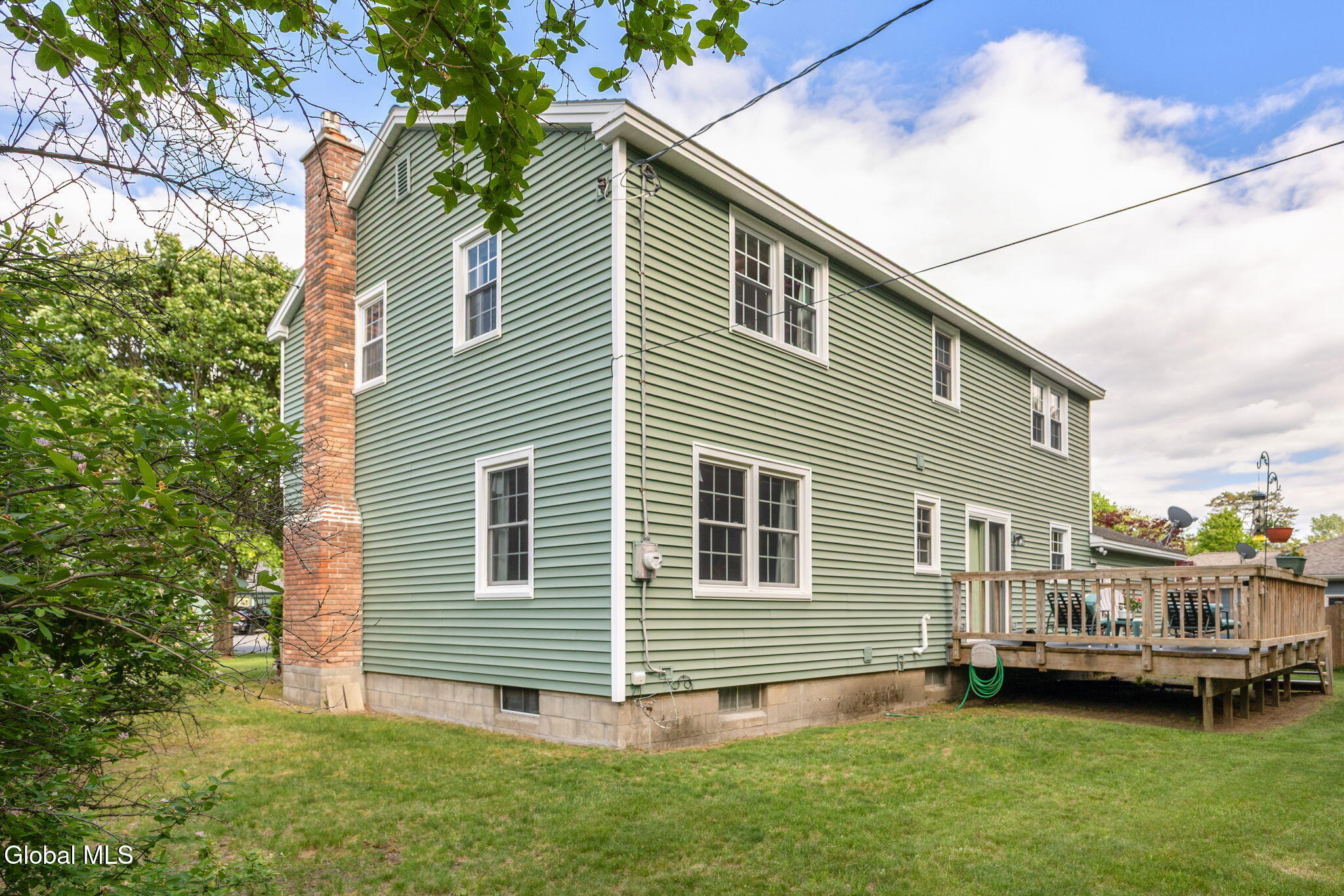 18 Sherwood Drive Queensbury NY 12804
