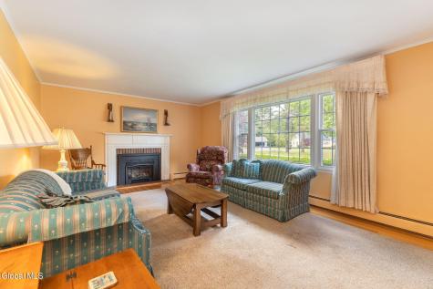 18 Sherwood Drive Queensbury NY 12804