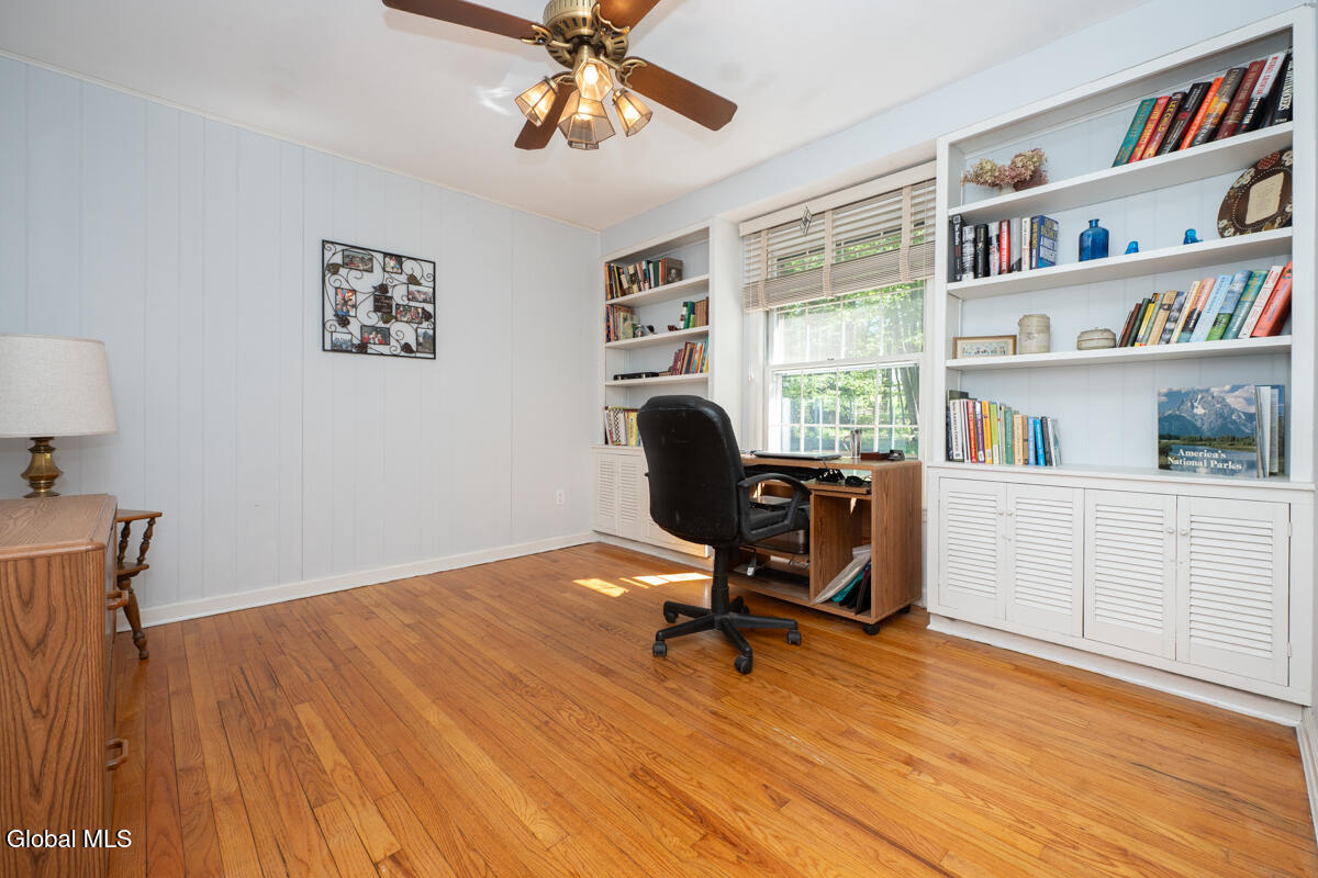 573 Jefferson Court Guilderland NY 12084