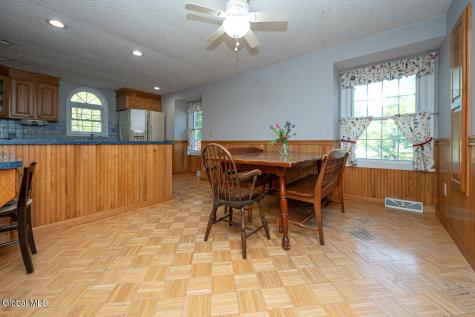 573 Jefferson Court Guilderland NY 12084