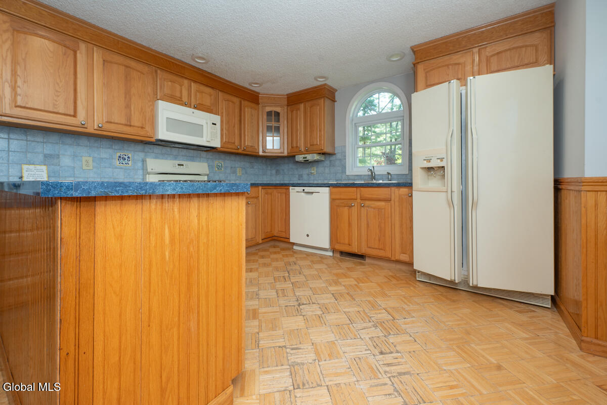 573 Jefferson Court Guilderland NY 12084