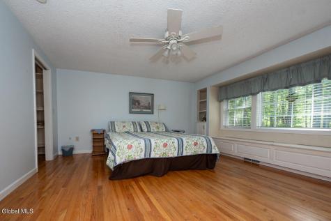 573 Jefferson Court Guilderland NY 12084