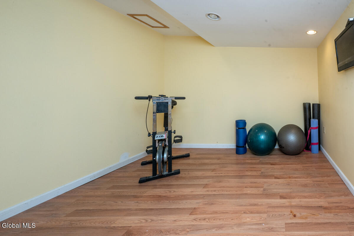 573 Jefferson Court Guilderland NY 12084