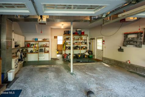 573 Jefferson Court Guilderland NY 12084