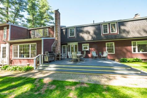 573 Jefferson Court Guilderland NY 12084