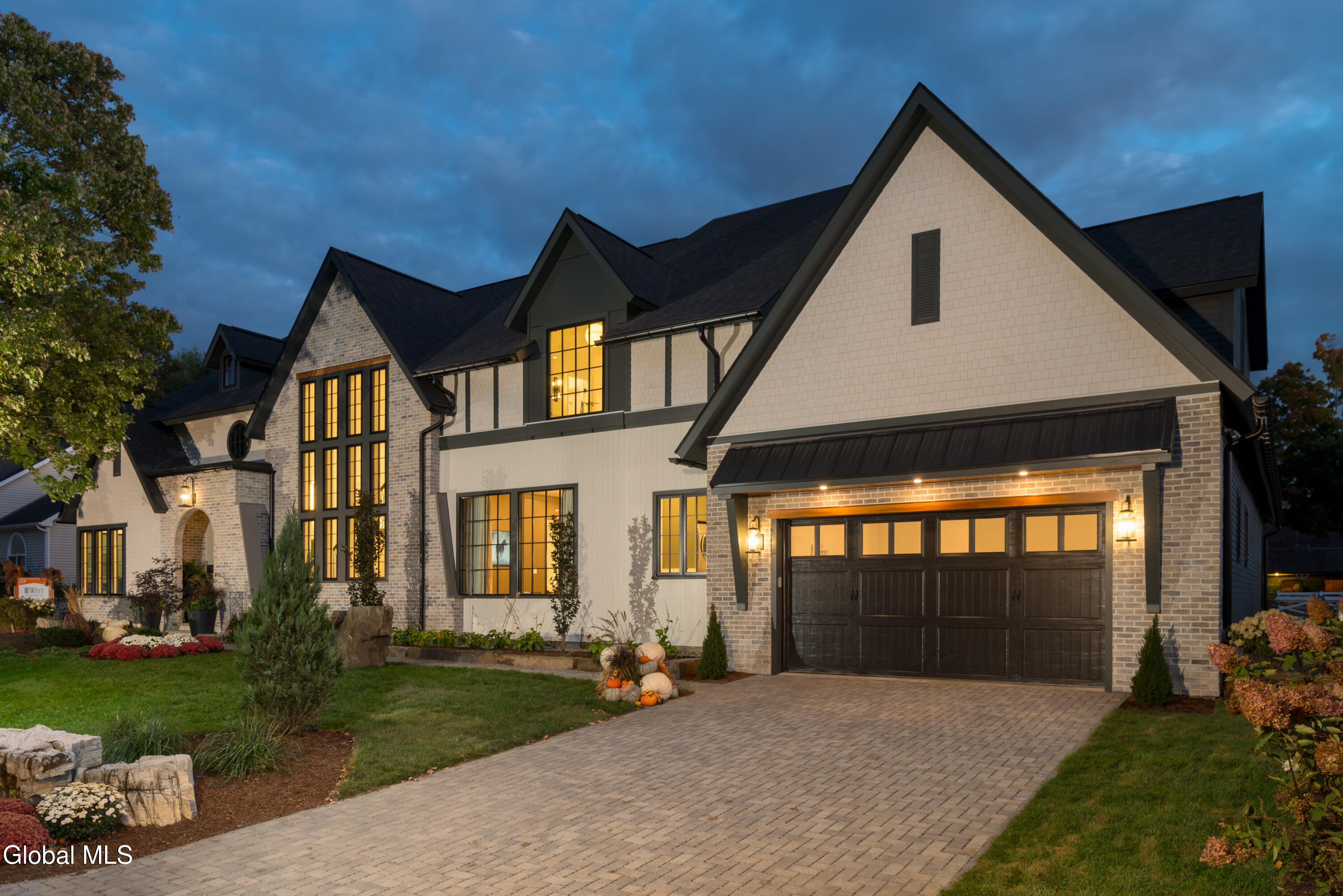 4 Autumn Lane Saratoga Springs NY 12866