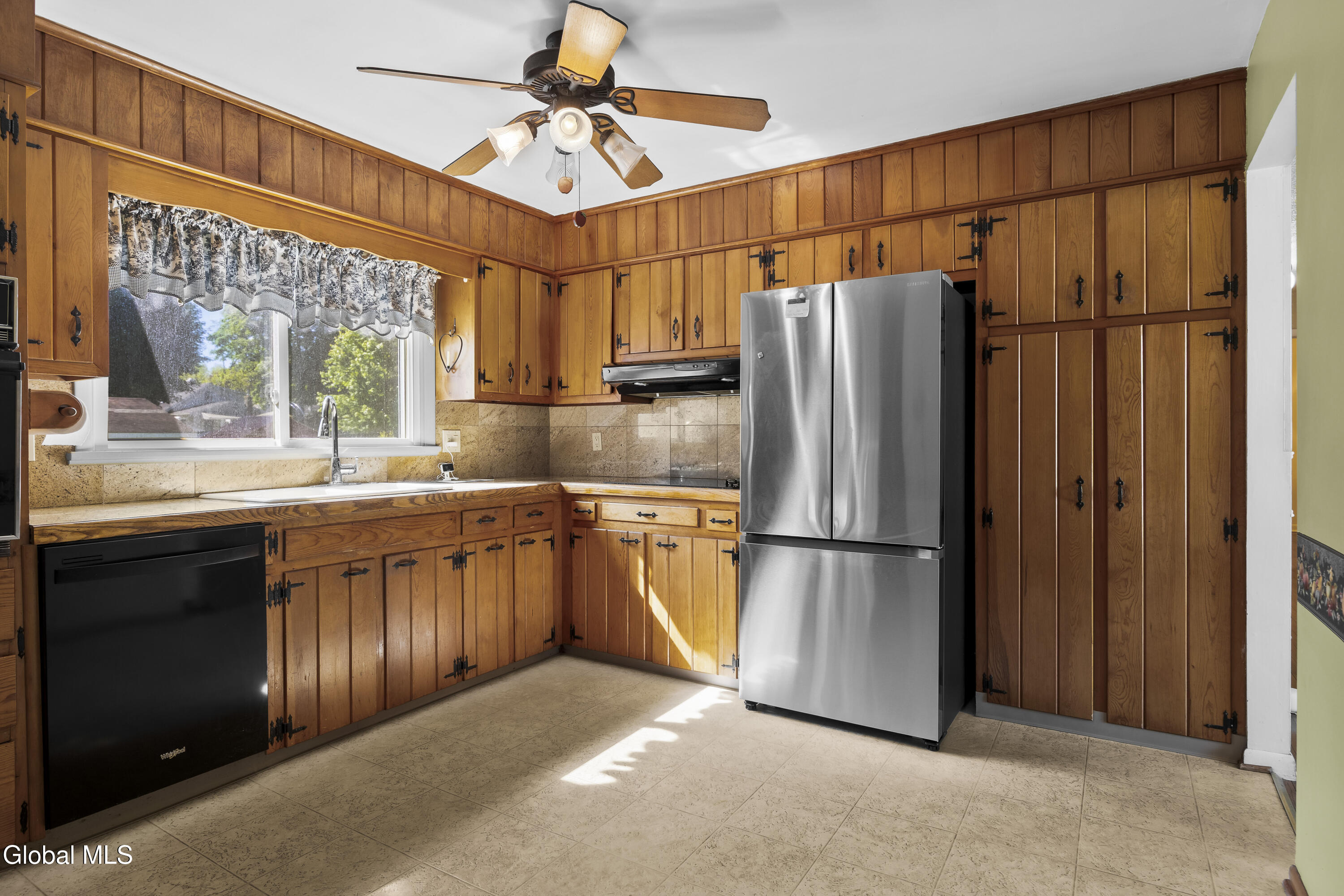 14 Concord Street Scotia NY 12302