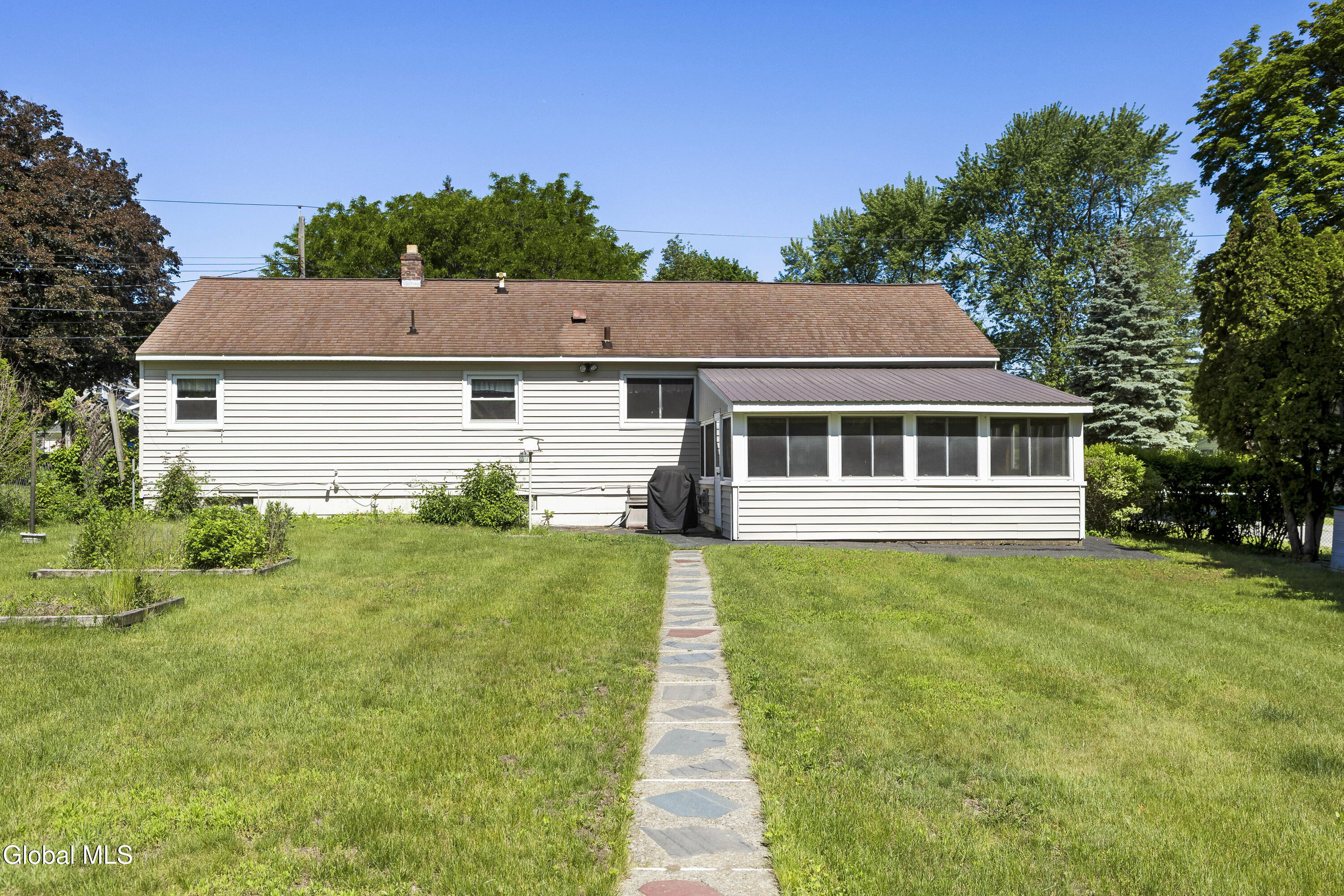 14 Concord Street Scotia NY 12302