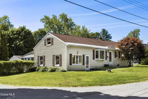 14 Concord Street Scotia NY 12302