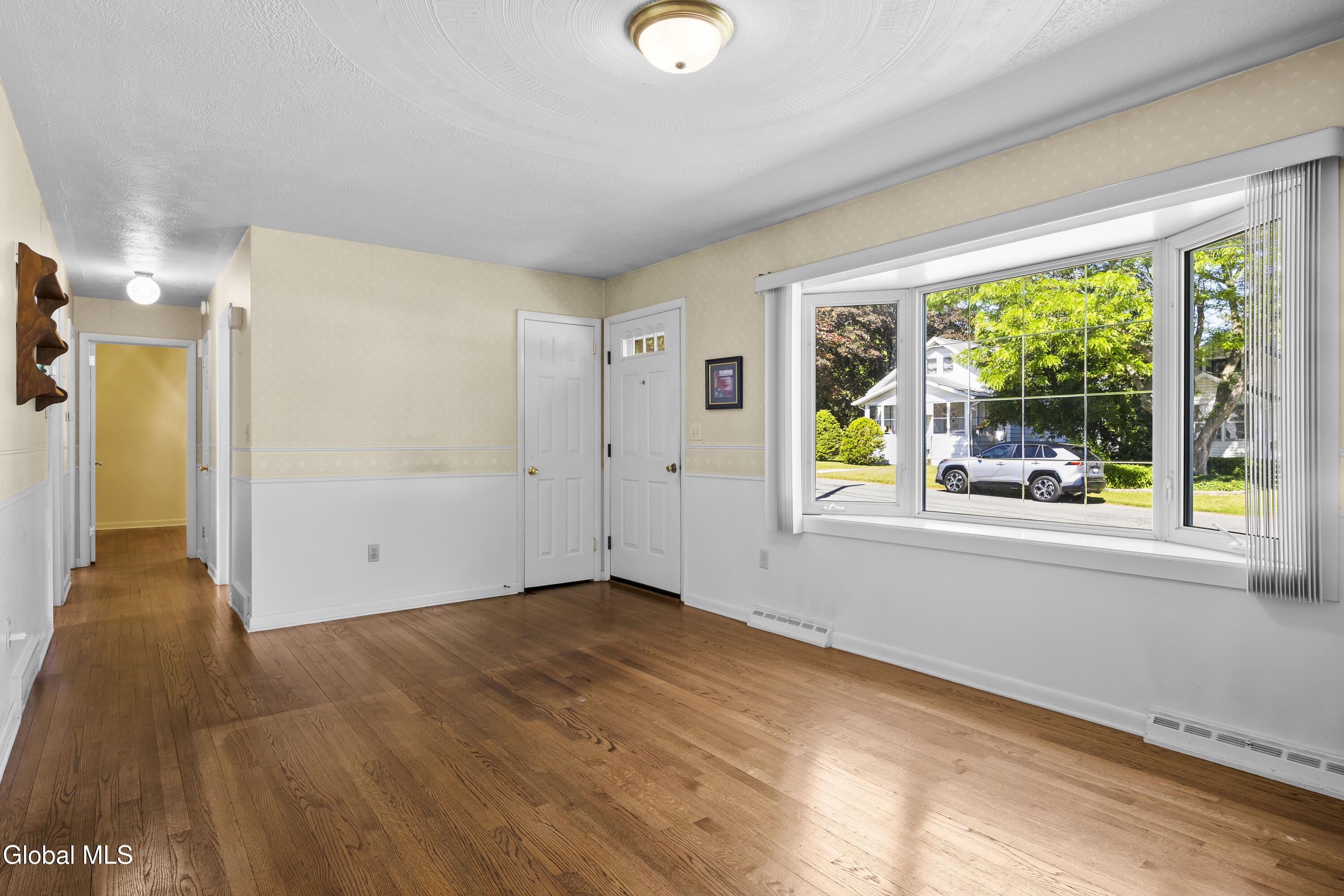 14 Concord Street Scotia NY 12302