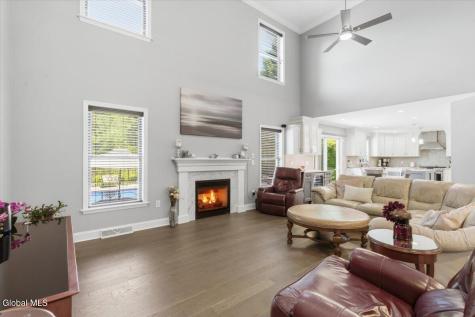 48 Egmont Court Delmar NY 12054