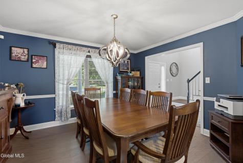 48 Egmont Court Delmar NY 12054