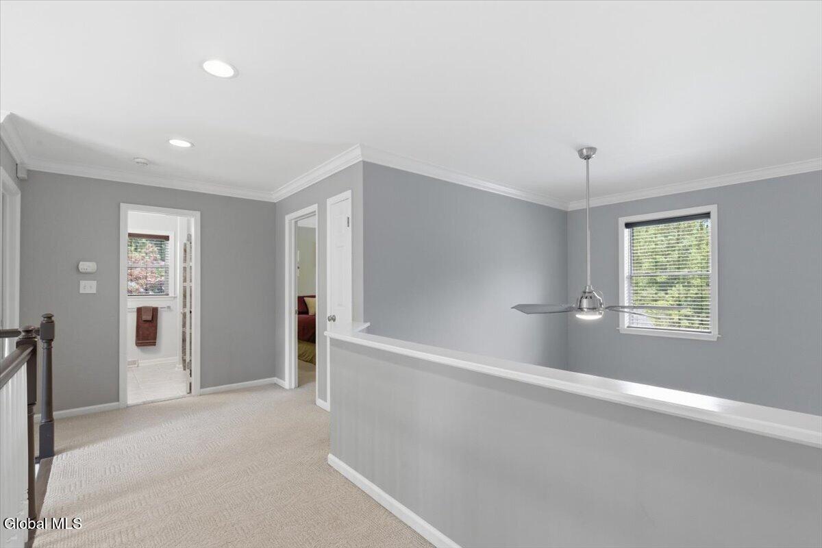 48 Egmont Court Delmar NY 12054