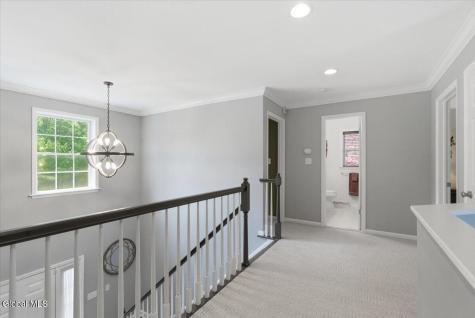 48 Egmont Court Delmar NY 12054