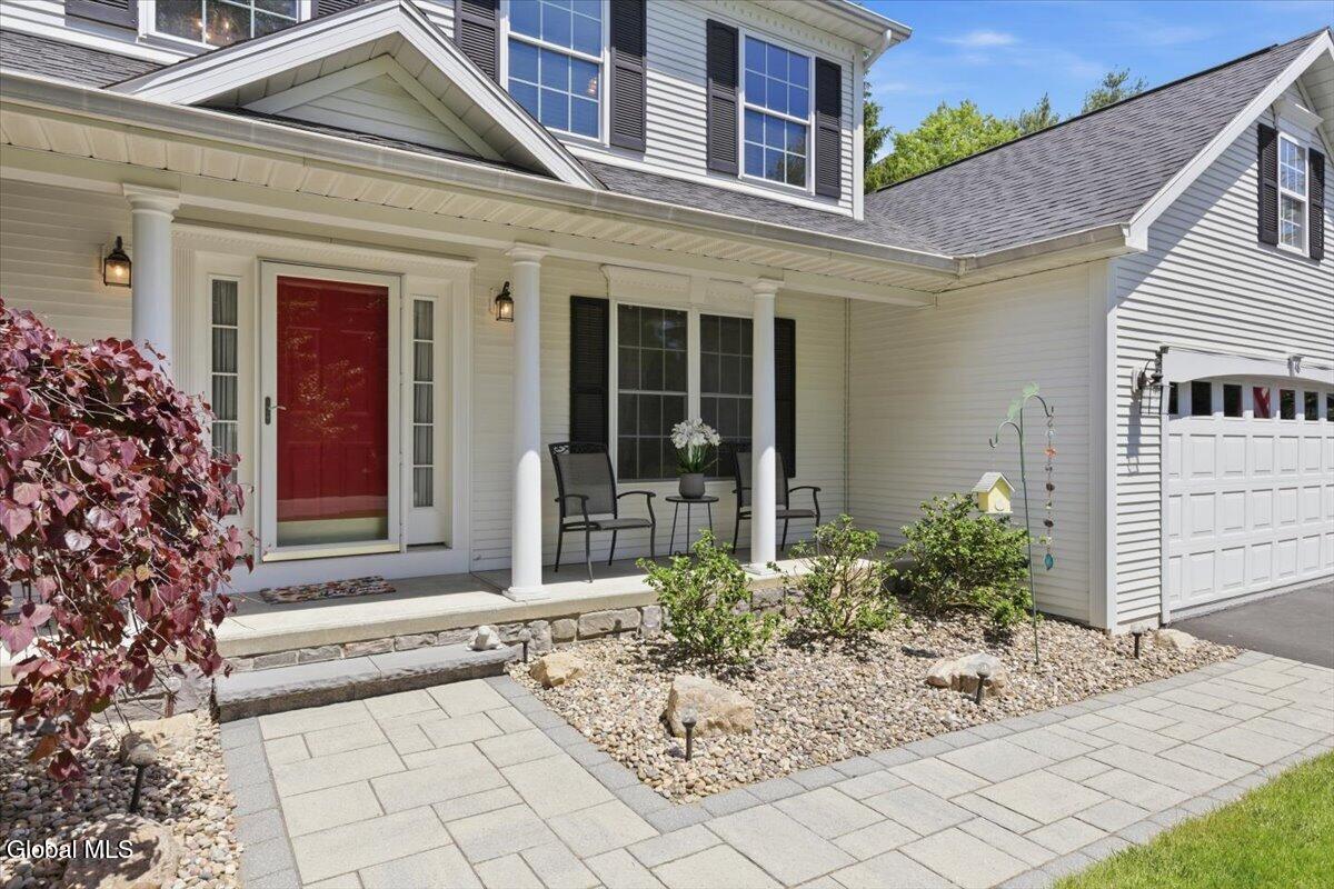 48 Egmont Court Delmar NY 12054