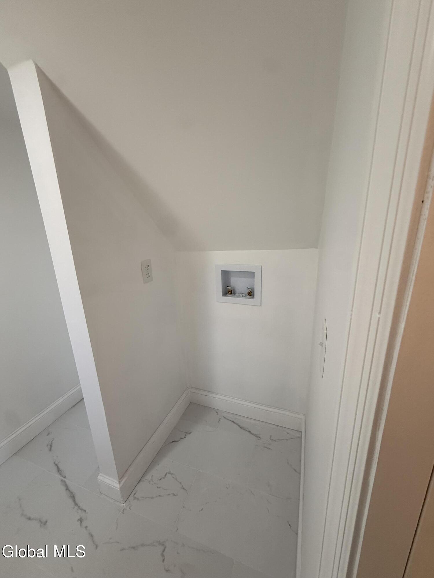 1091 Hoosick Road Troy NY 12180